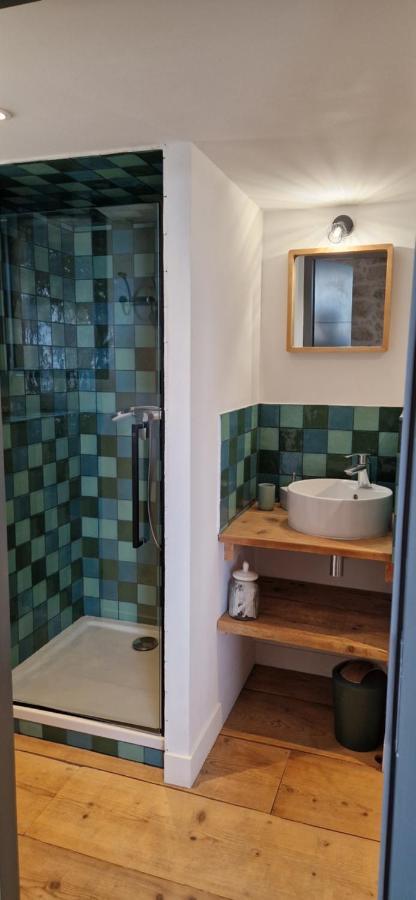Appartement Dans Un Mas Provencal Renove Saint-Hilaire-dʼOzilhan المظهر الخارجي الصورة