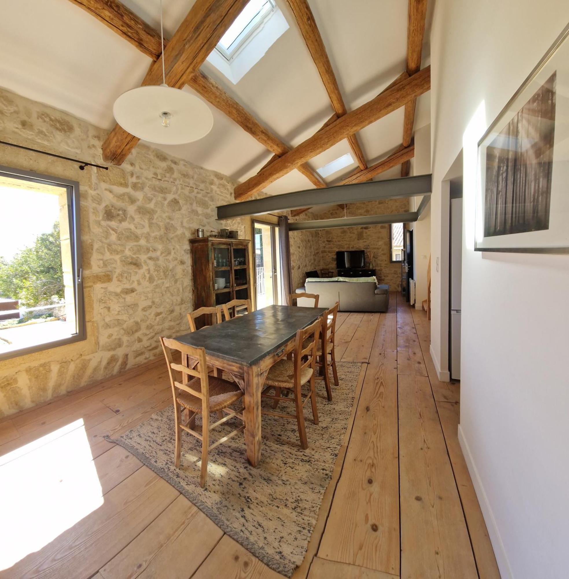 Appartement Dans Un Mas Provencal Renove Saint-Hilaire-dʼOzilhan المظهر الخارجي الصورة